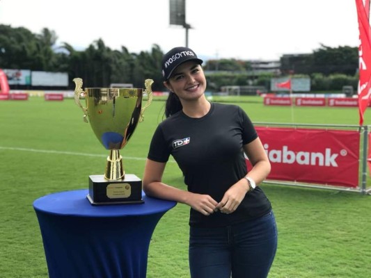 ¡Lindura! Natalia Álvarez, la periodista que enaltece el nombre de Costa Rica