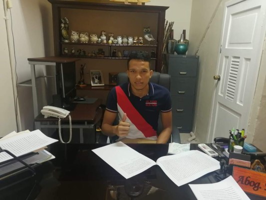 Mercado: Marathón anuncia fichaje, Honduras Progreso rescinde un contrato y Choco Lozano es noticia