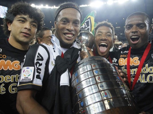 ¡QUÉ ENVIDIA! Los ocho equipos que disfrutaron de la magia de Ronaldinho