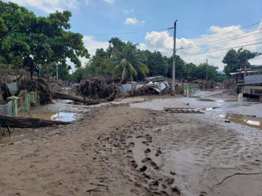 Durísimas imágenes: así lucen La Lima y Choloma devastadas por las lluvias que dejó Iota en Honduras