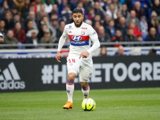 FICHAJES: Crack pide su salida del Madrid; Barcelona con baja confirmada y 'Chucky' es noticia