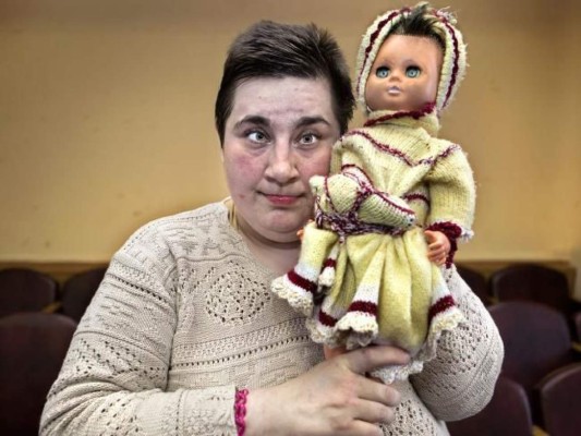 Impactantes fotos: los rostros de los sobrevivientes a la explosión de la planta nuclear de Chernobyl