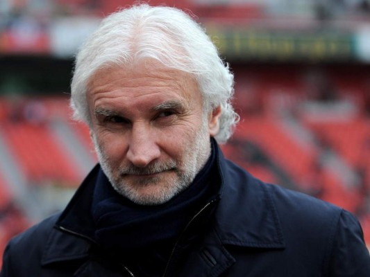 Grandes futbolistas que fracasaron como entrenadores