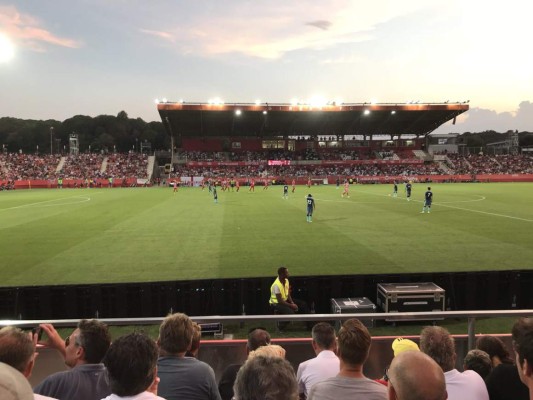 EN FOTOS: 'Choco' Lozano anota en triunfo del Girona sobre Tottenham