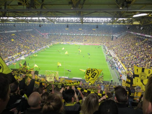 TOP: Revista inglesa selecciona los 15 mejores estadios del mundo