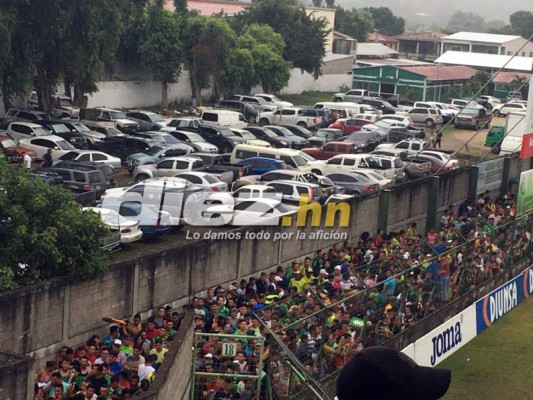 Las imágenes que no viste en TV de incidentes en el Yankel Rosenthal