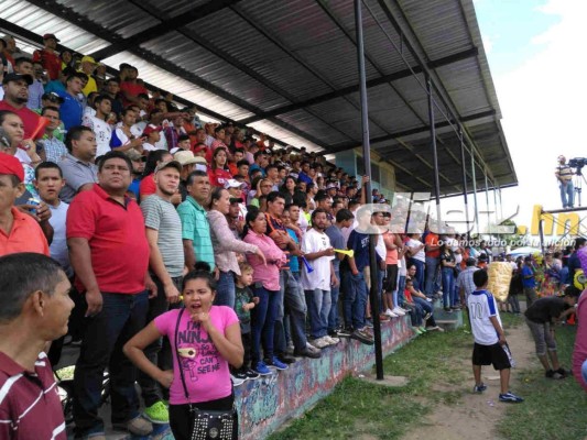 EN FOTOS: Olimpia causa locura en visita a El Paraíso en Copa Presidente 2018