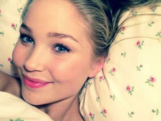 Arna Yr Jonsdottir, la sexy islandesa que fue coronada como Miss Eurocopa