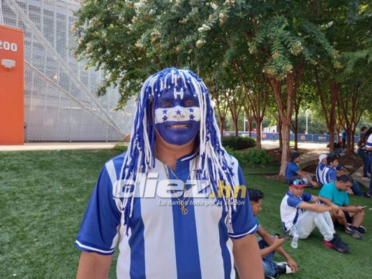 ¡La belleza catracha está presente! El ambientazo que se vive en Houston por el Honduras vs. Qatar