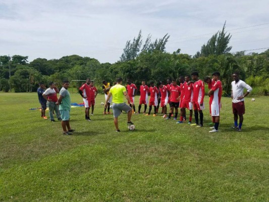 MERCADO: Delantero danés se prueba en Honduras y Buba López es noticia