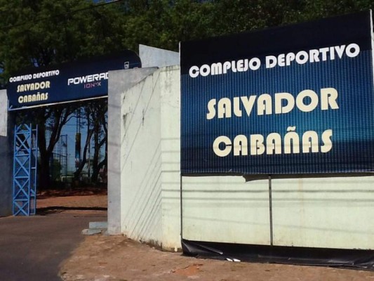 La triste vida de Salvador Cabañas una década después del atentado en México