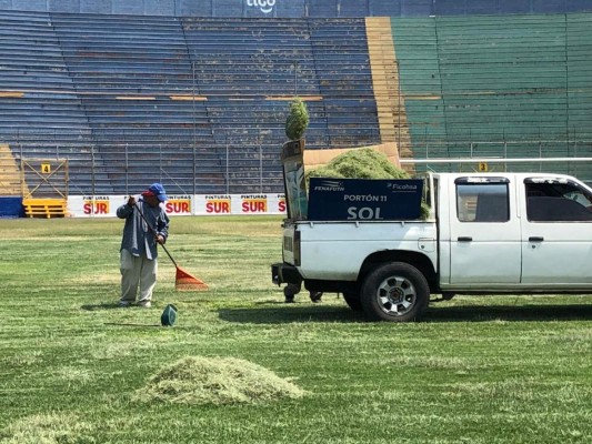 El estadio Nacional por fin recibe mantenimiento en medio de la crisis del coronavirus