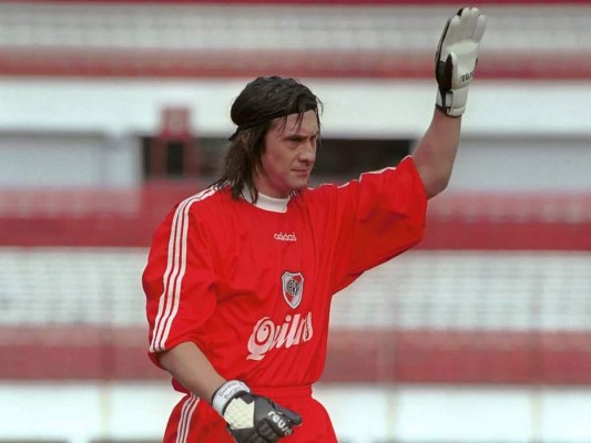 Los 10 futbolistas que le ganaron la batalla al cáncer