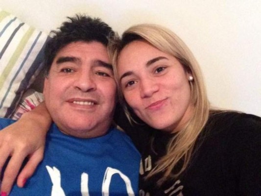El gran motivo por el que Rocío Oliva se separó de Maradona y los bienes que recibió del astro argentino