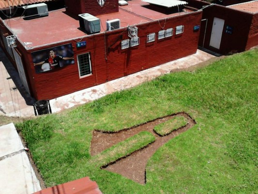 ¡De lujo! Esta es la nueva casa del hondureño Cristian Cálix en México