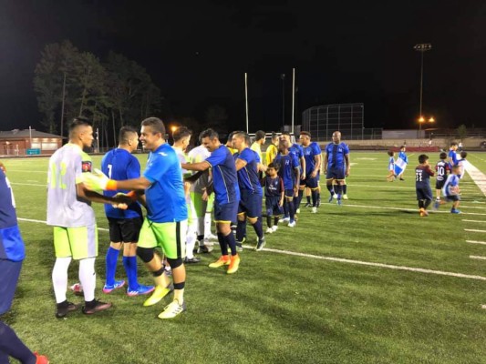 ¡Puros cracks! Las imágenes del homenaje a Amado Guevara en Charlotte