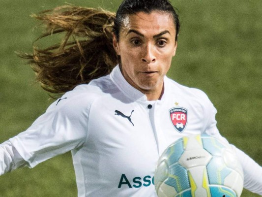 Las 10 futbolistas mejor pagadas del mundo en la actualidad