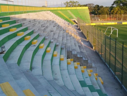 Parrillas One anuncia que está instalando sillas en las graderías al nuevo estadio