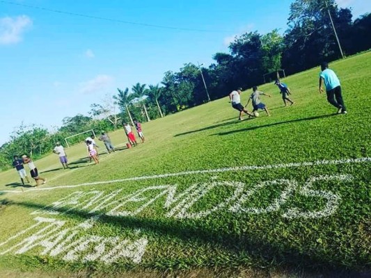 FOTOS: Exóticas canchas en Honduras donde juegan fútbol burocrático