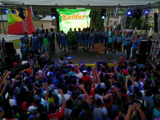 ¡Una locura! Selección de Honduras se llevó un gran cariño de Chamelecón