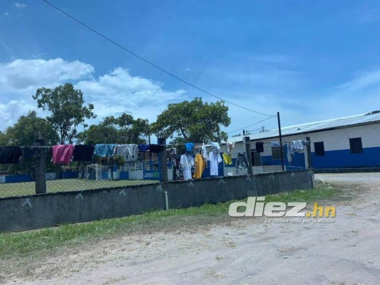 El cocinero, los tacos al sol y sin lujos: los futbolistas del Victoria que viven fuera de excentricidades en la sede