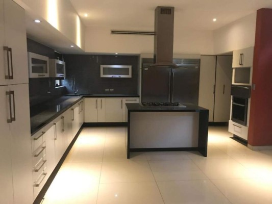 Así es lujoso barrio de Culiacán donde los vecinos no quieren a Diego Maradona&nbsp;&nbsp;