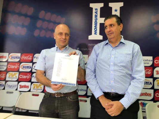 El 11 titular de la Selección de Honduras que la afición pide a Fabián Coito