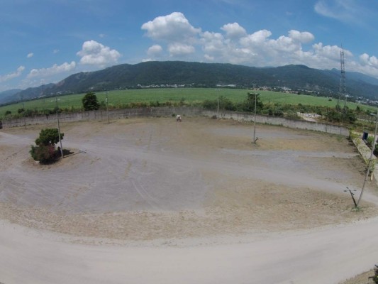 Comienza construcción de cancha que pidió Pinto en el complejo Olímpico&nbsp;&nbsp;