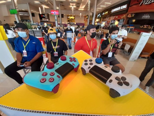 ¡Van para octavos! Este viernes continúa la emoción del Rey del Fifón 2021 de Tegucigalpa