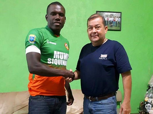 Los 20 jugadores hondureños que creías que estaban retirados y siguen en el fútbol