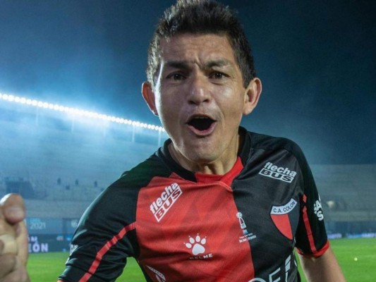 En la cancha y fuera de ella: Las figuras del fútbol con las que compartió vestuario Gastón Díaz, fichaje de Olimpia&nbsp;&nbsp;