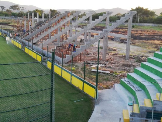 Parrillas One anuncia que está instalando sillas en las graderías al nuevo estadio