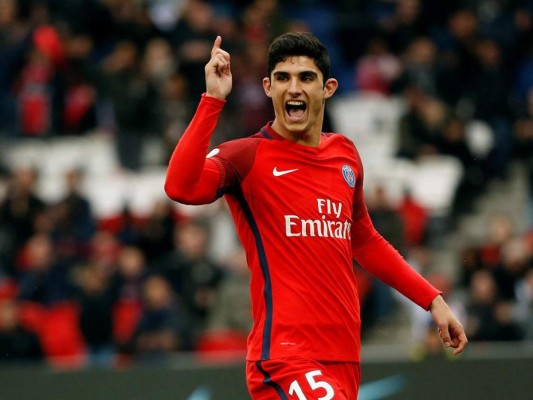 Novedades: La prioridad del Barça en el mercado y Ramos pide un fichaje; PSG sorprende
