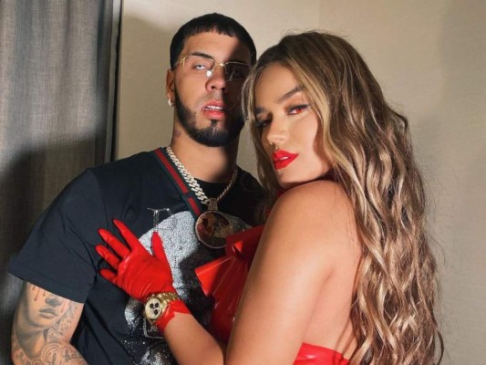 Las tres rupturas amorosas en 24 horas: Iker Casillas, Jennifer López y Karol G