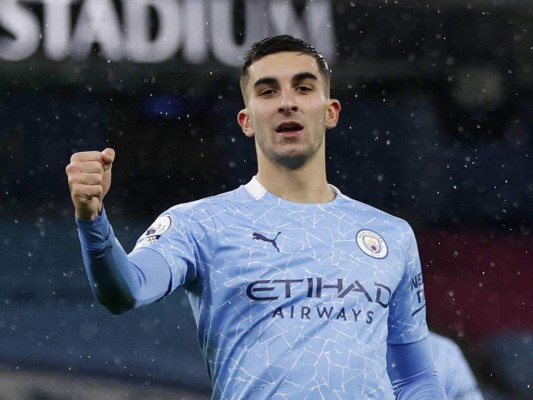 ¿Regresa Messi también? La renovada lista de fichajes de Xavi Hernández en el Barcelona