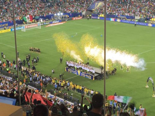 Las fotos curiosas de la celebración de los jugadores de México tras ganar la Copa Oro