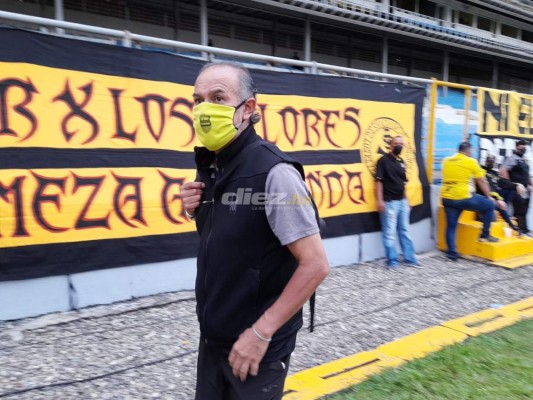 Belleza en el Morazán y Ramiro Rocca hizo su llegada a lo Neymar previo al derbi sampedrano