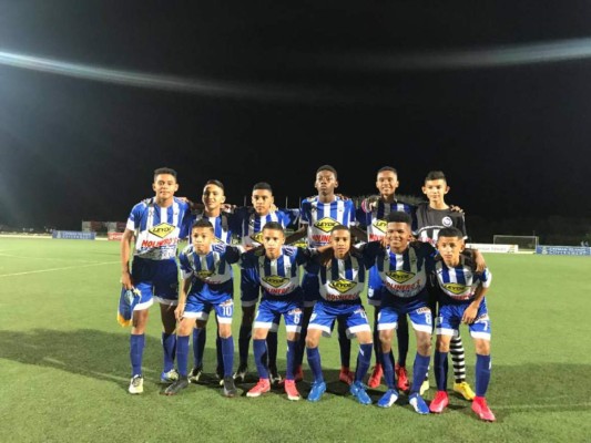 Victoria U-15 arranca con triunfo en el Torneo Internacional Grand Cayman