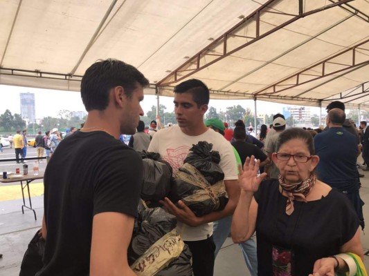 México nunca los olvidará: Futbolistas se suman a ayudar tras terremoto
