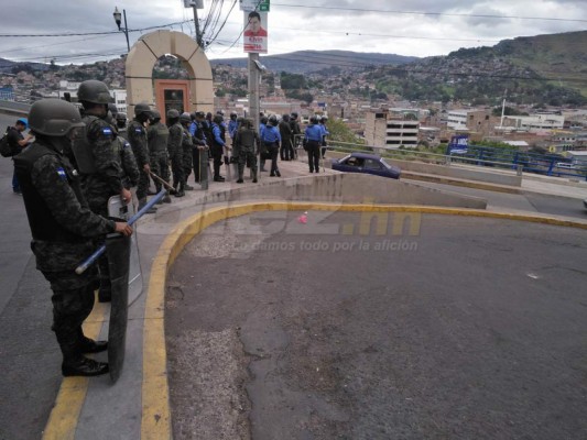 Así resguarda la policía el clásico de semifinal entre Olimpia y Motagua