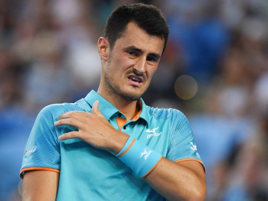 Un amor polémico: El chico malo del tenis inicia una relación con una modelo para adultos