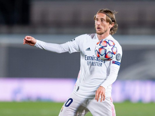 Real Madrid y la poderosa alineación para el derbi ante el Atlético en la Liga de España