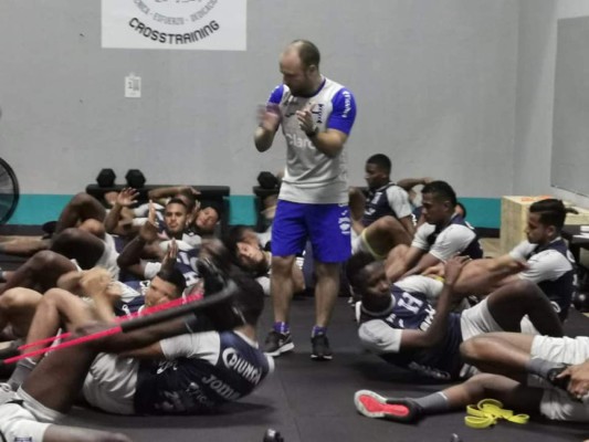 Honduras inicia los entrenamientos de cara a los juegos con Martinica y Trinidad y Tobago