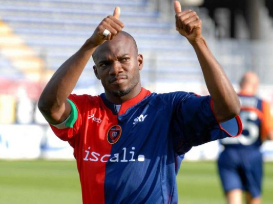 ¿Qué equipo de Centroamérica ha hecho las ventas más altas de jugadores?