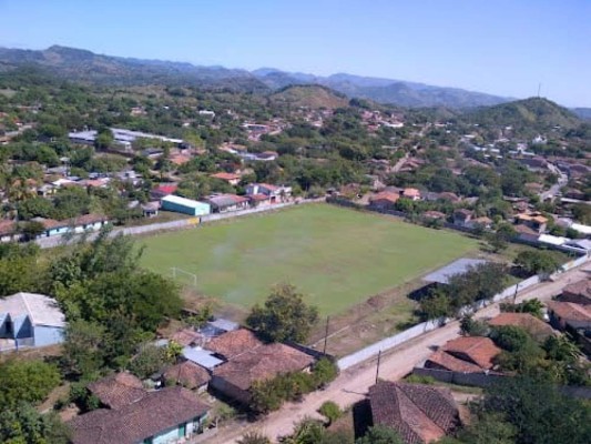 FOTOS: Exóticas canchas en Honduras donde juegan fútbol burocrático