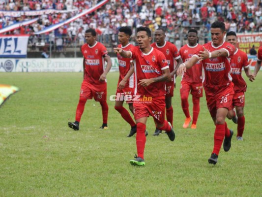 Top: ¡Calidad y definición! Los mejores lanzadores de tiros libres en el fútbol hondureño