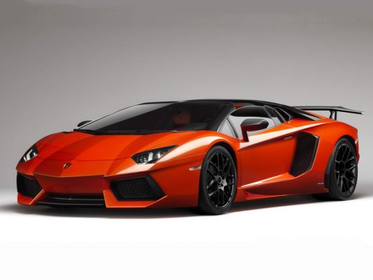 GALERÍA: Los autos preferidos de Cristiano, Messi y otras estrellas