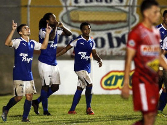 Rumores y Fichajes: Santa Tecla quiere traer a un ex Bayern Munich para jugar Concachampions