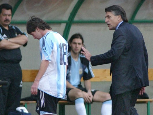 Las fotografías de Lionel Messi en su debut con Argentina ante Hungría