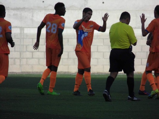 MERCADO: Olimpia y Motagua anuncian bajas, Marathón pide refuerzos